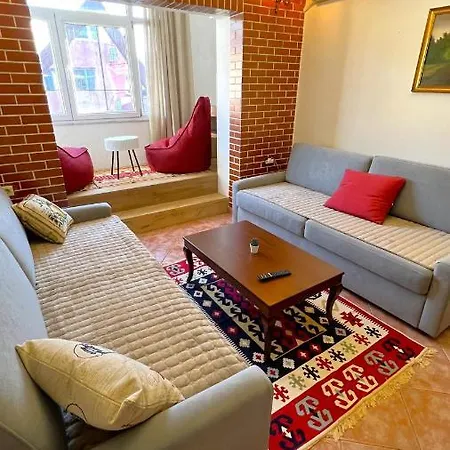 - Bazar View Apartment Tirana